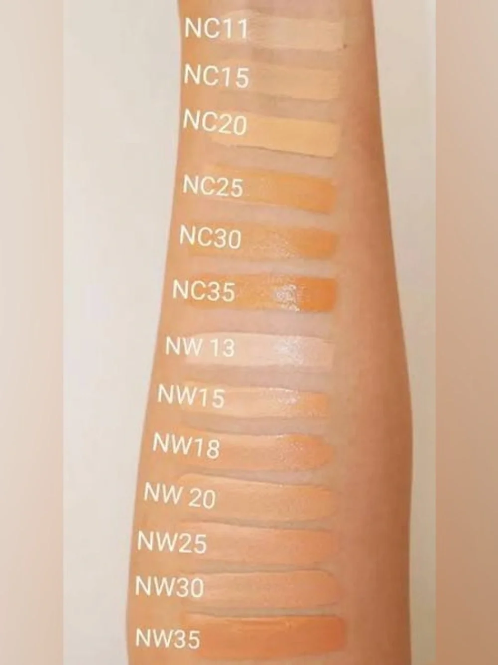 MAC Studio Radiance 24HR Luminous Lift Concealer NC35 • Authentic • New in Box